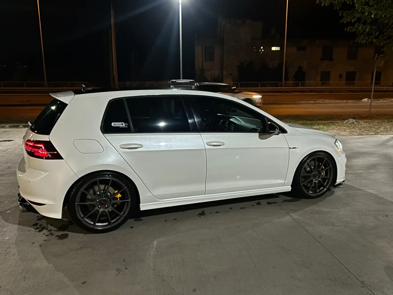 VW Golf R 4x4 DSG