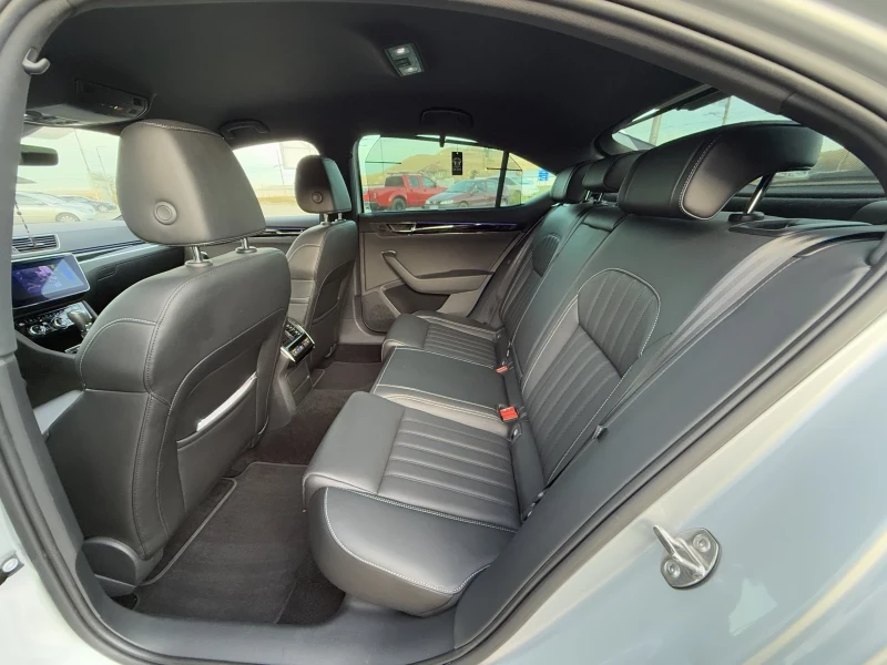Skoda Superb L&K 2.0 Tdi 200 k.с 4х4, снимка 8 - Автомобили и джипове - 52498632