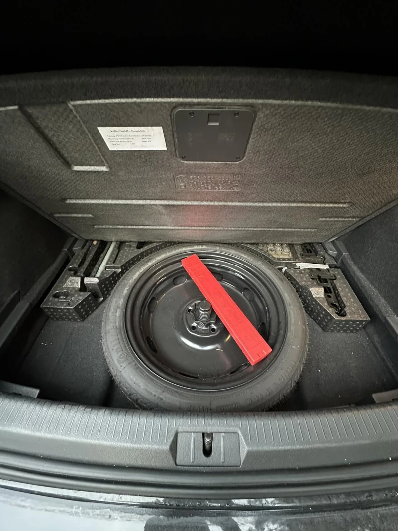 VW Golf Golf 7 1.6tdi 4x4, снимка 11 - Автомобили и джипове - 51893875