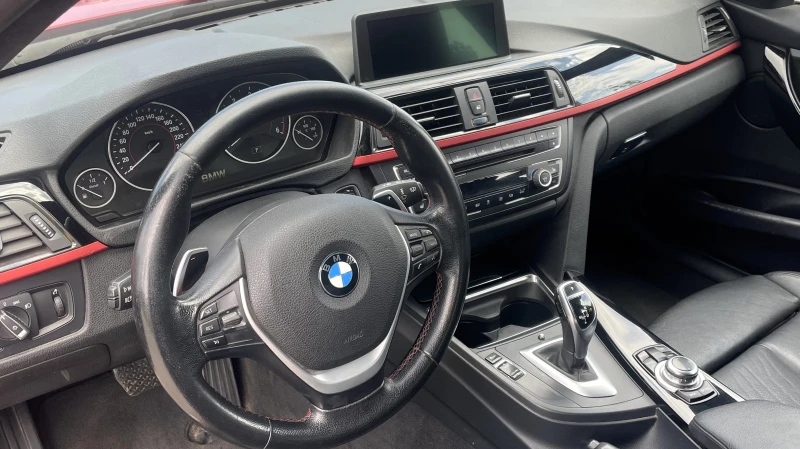 BMW 330 d xDrive SportLine, снимка 8 - Автомобили и джипове - 52060926