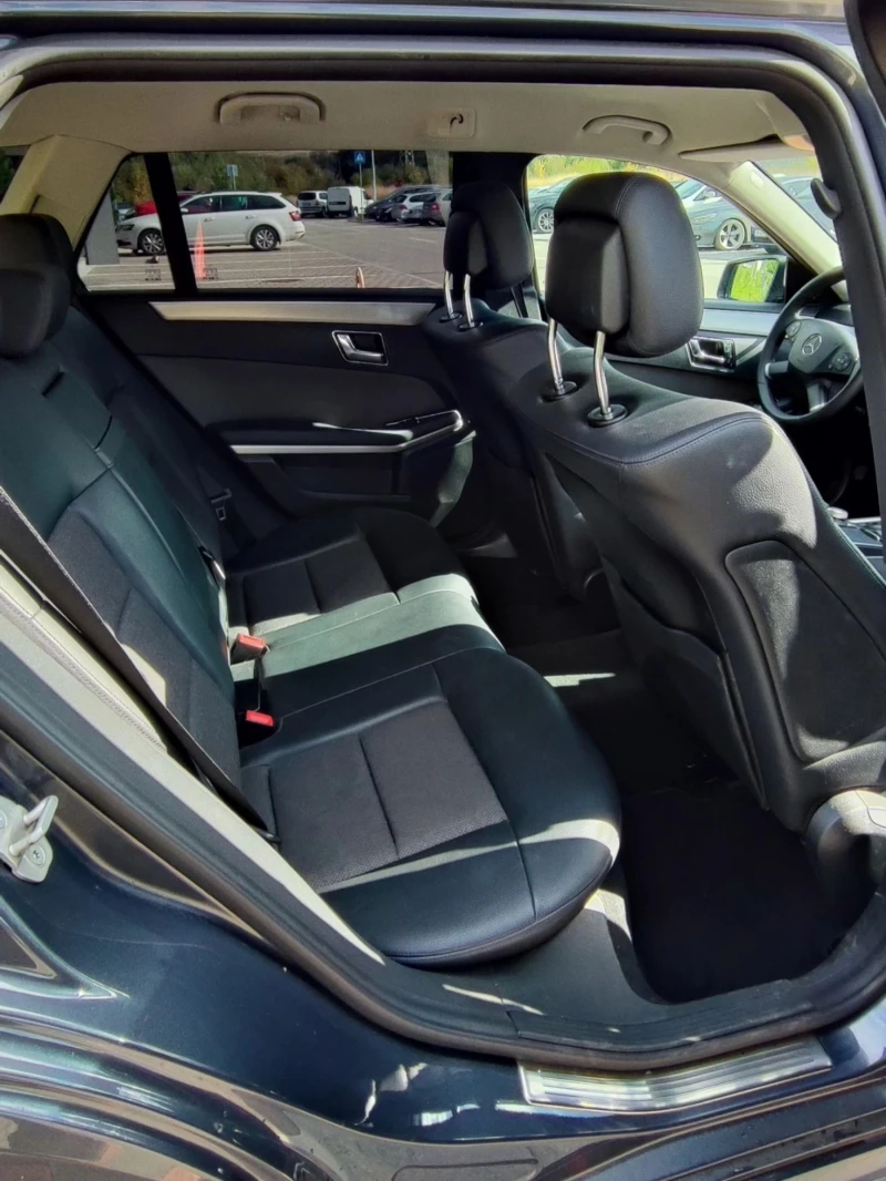 Mercedes-Benz E 250 CDI Avantgarde , снимка 8 - Автомобили и джипове - 52397553