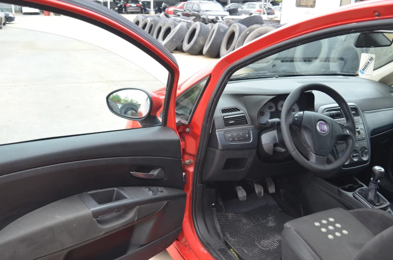 Fiat Punto 1, 3, снимка 4 - Автомобили и джипове - 52167816