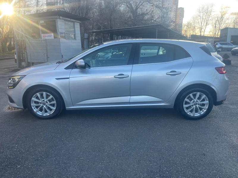 Renault Megane TCe* NAVI* LED, снимка 6 - Автомобили и джипове - 53035255