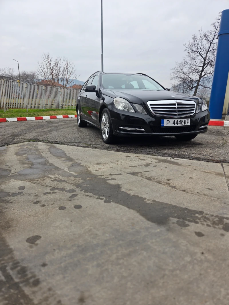 Mercedes-Benz E 200, снимка 2 - Автомобили и джипове - 53222375