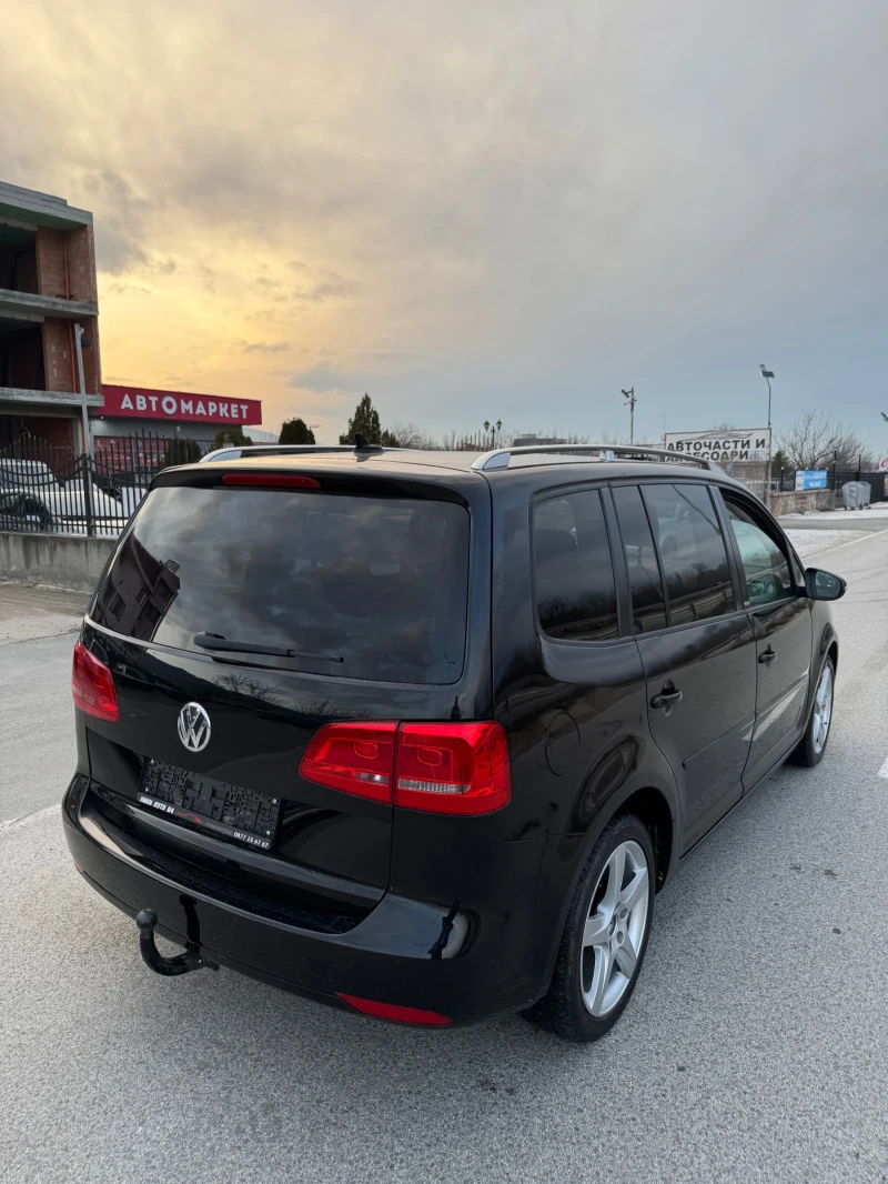 VW Touran STULE 2.0 TDI, снимка 4 - Автомобили и джипове - 53479295