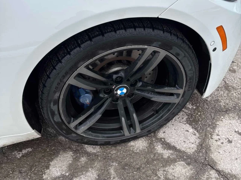 BMW M3 * 4dr Sdn * CARFAX * ЦЕНА ДО БГ, снимка 6 - Автомобили и джипове - 53527886