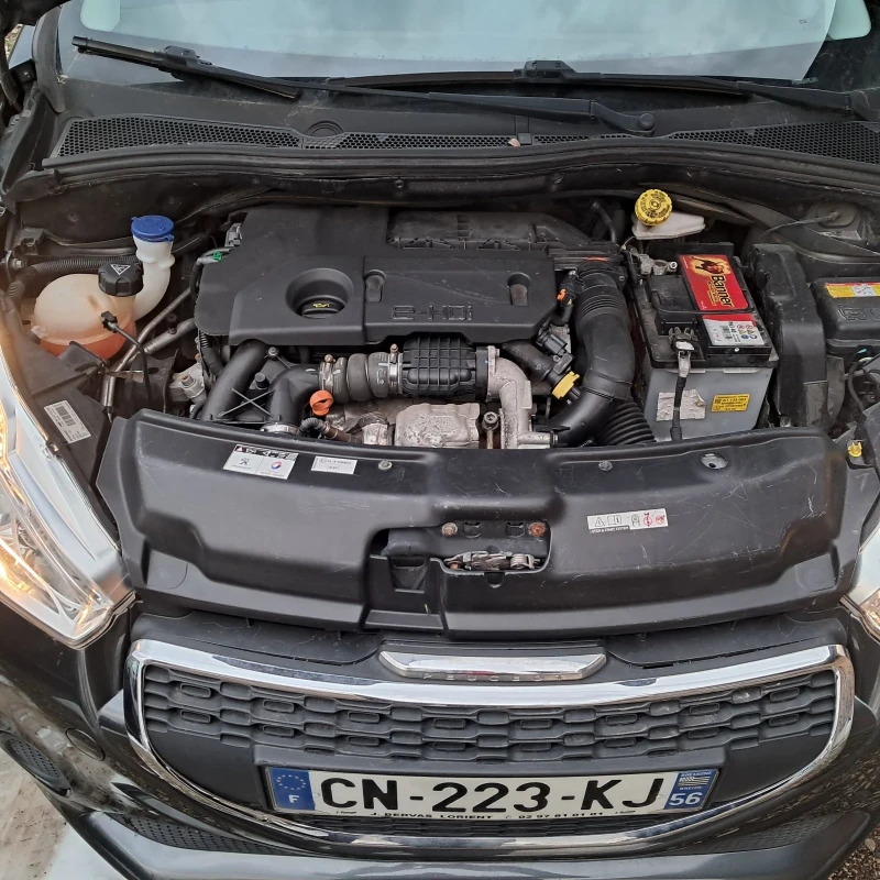 Peugeot 208 1.6 ehdi 92к.с., снимка 16 - Автомобили и джипове - 53564601