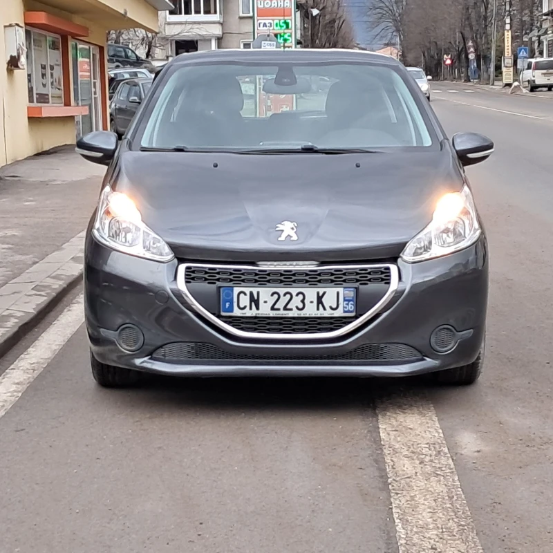 Peugeot 208 1.6 ehdi 92к.с., снимка 2 - Автомобили и джипове - 53564601