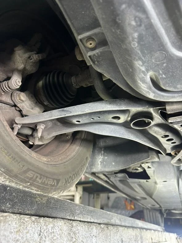 VW Golf Golf 7 1.6tdi 4x4, снимка 14 - Автомобили и джипове - 51893875