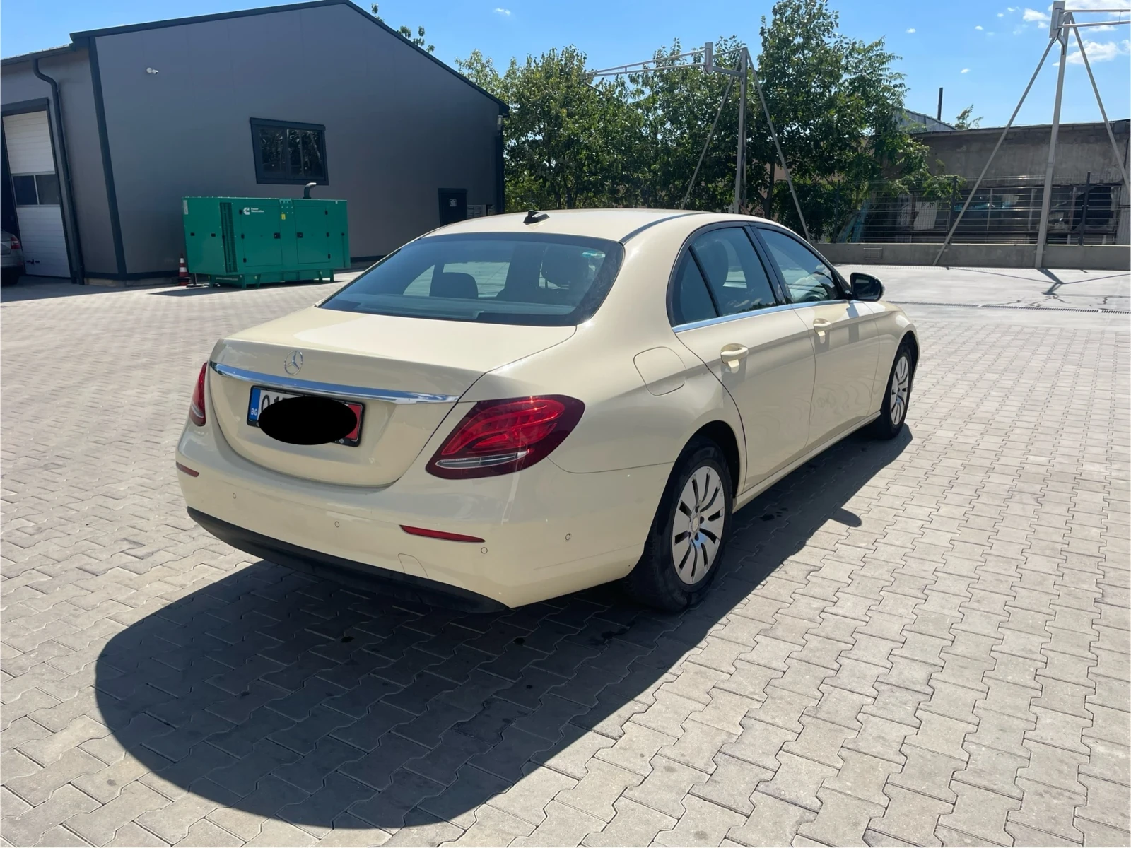 Mercedes-Benz E 220 2.2 CDI  - изображение 8