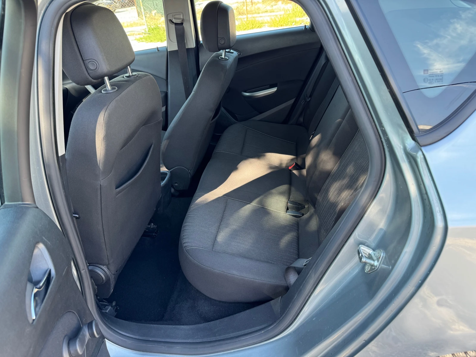 Opel Astra 1.6i - изображение 8