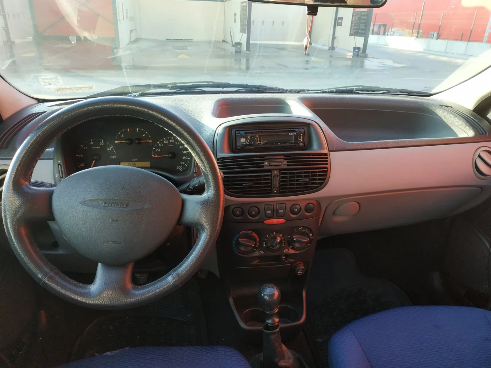 Fiat Punto 1.2 - изображение 6