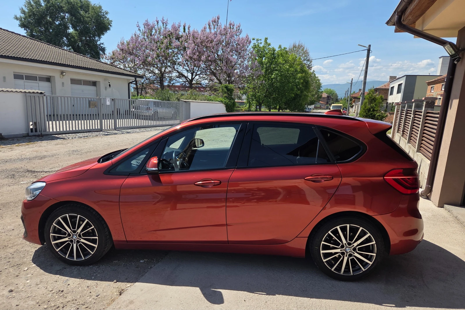 BMW 2 Active Tourer 216 - изображение 7