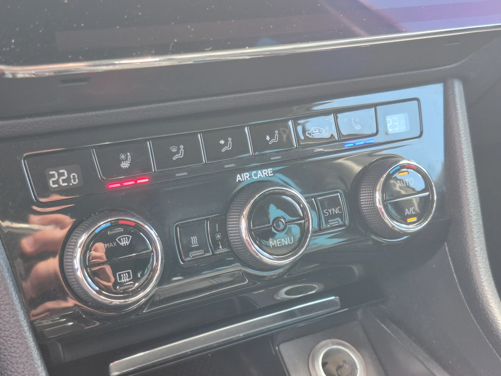 Skoda Superb 2.0 TDI L&K 4x4 DSG KeyGO KAM Canton  #iCarbg | Mobile.bg   12