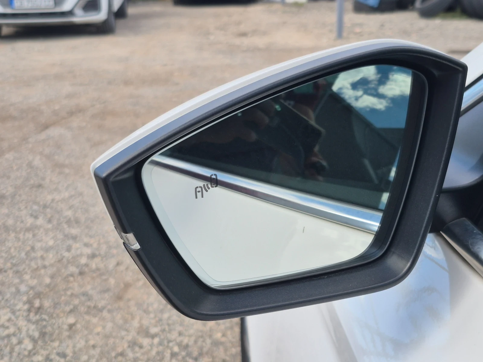 Skoda Superb 2.0 TDI L&K 4x4 DSG KeyGO KAM Canton  #iCarbg | Mobile.bg   17