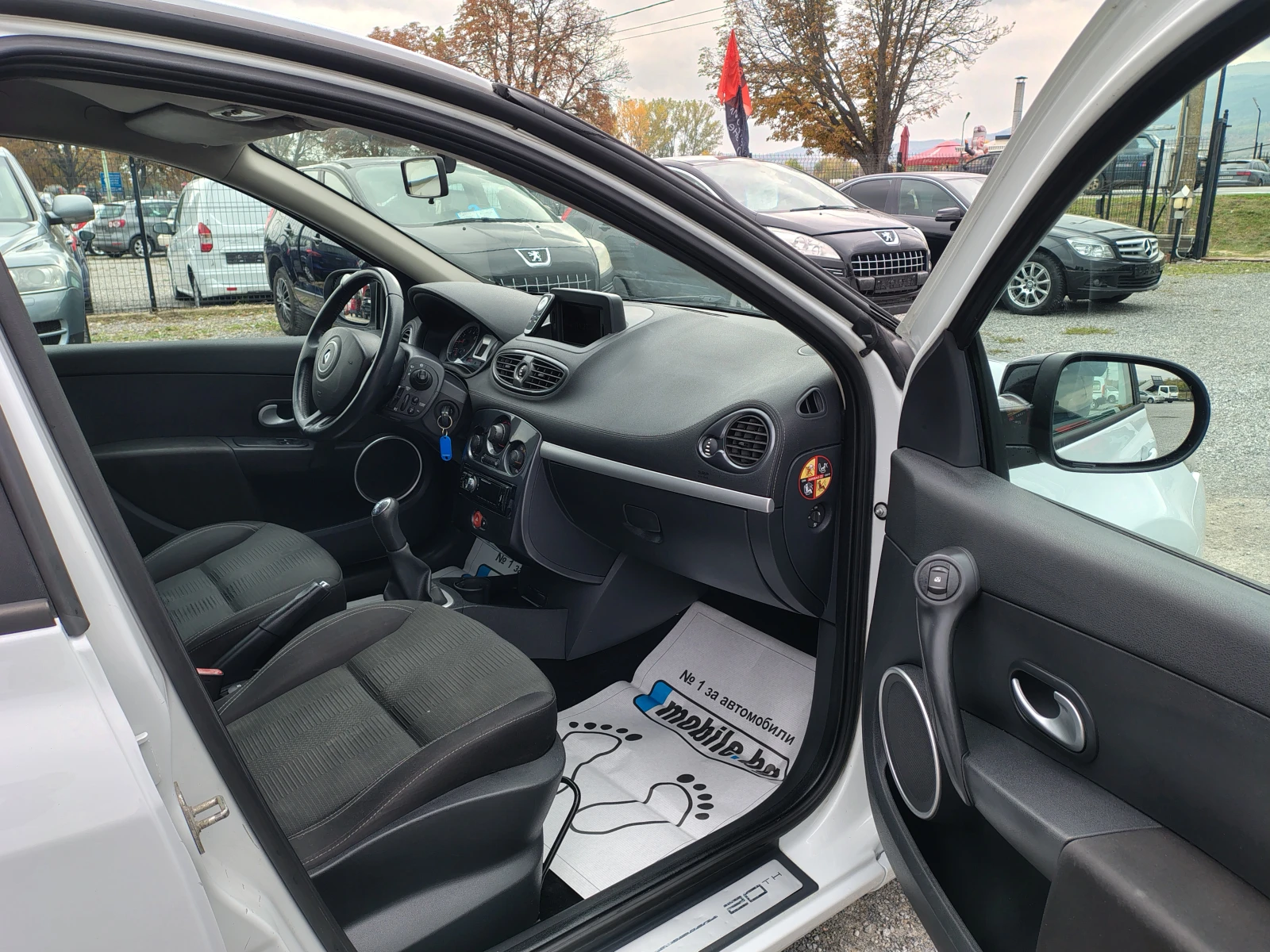 Renault Clio 1.2 I GAZ !!! | Mobile.bg — изображение 10