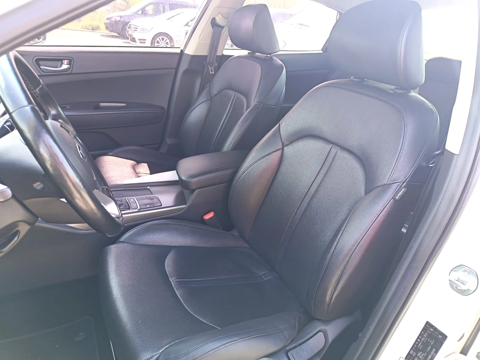 Kia K5 2.0LPI.НАЛИЧНА, снимка 8 - Автомобили и джипове - 54335295