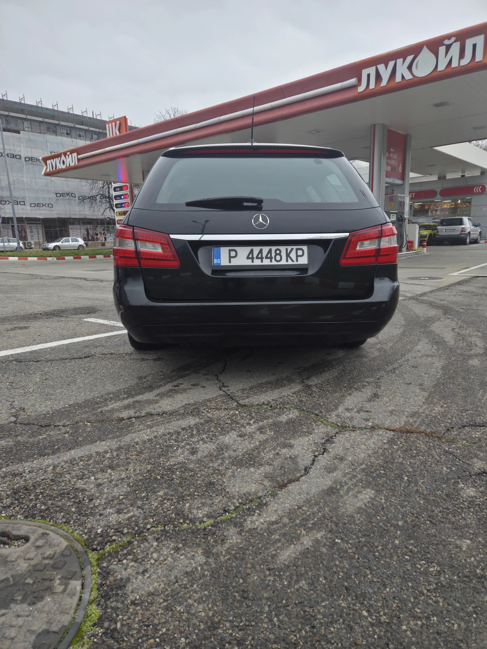 Mercedes-Benz E 200  - изображение 4