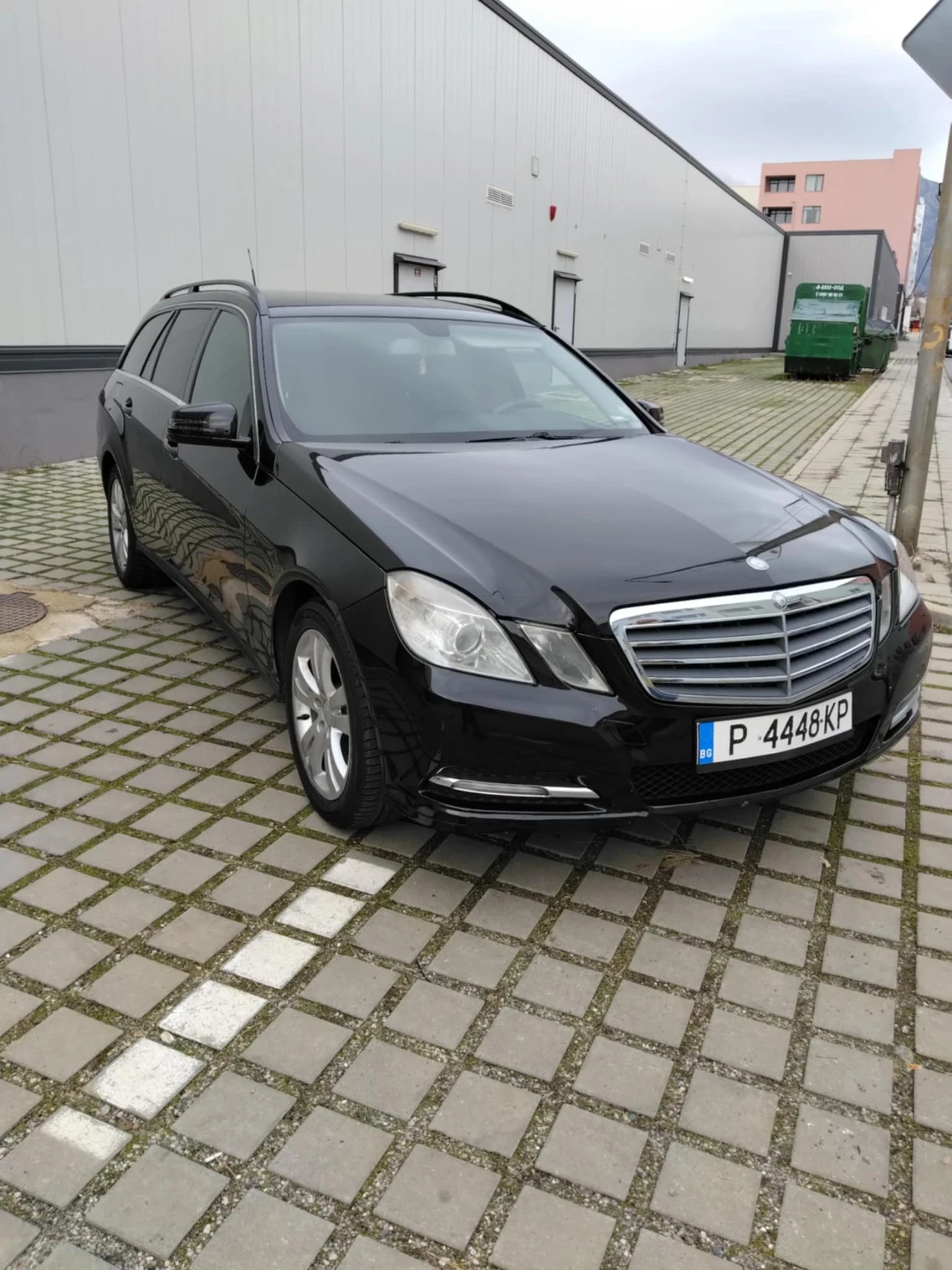 Mercedes-Benz E 200