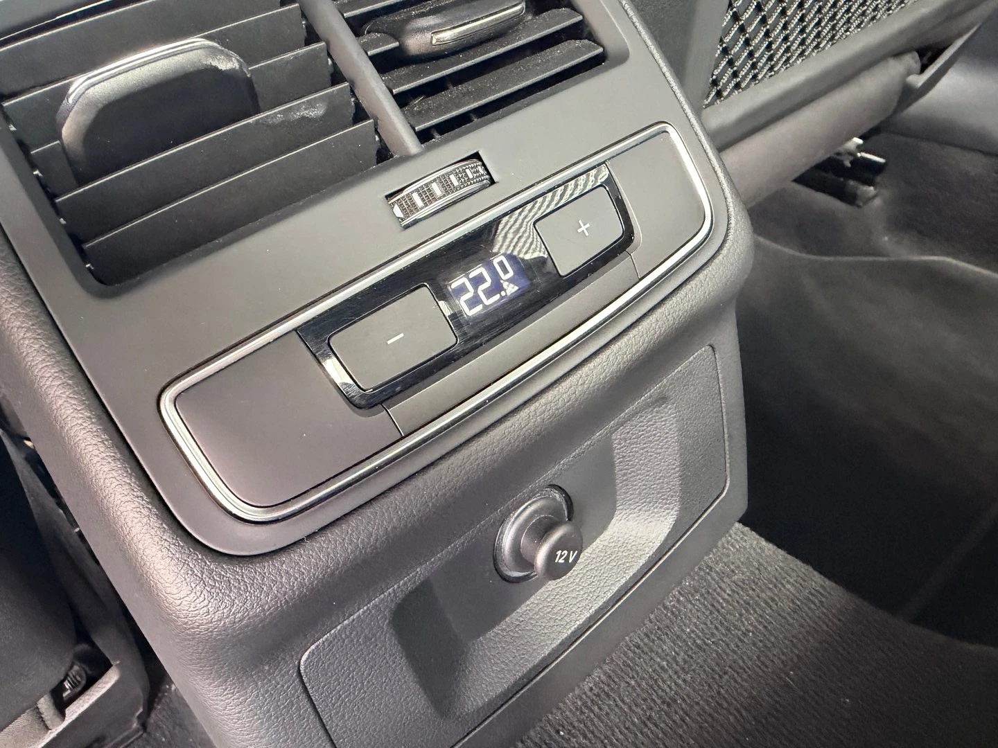 Audi A4, снимка 12 - Автомобили и джипове - 54201586