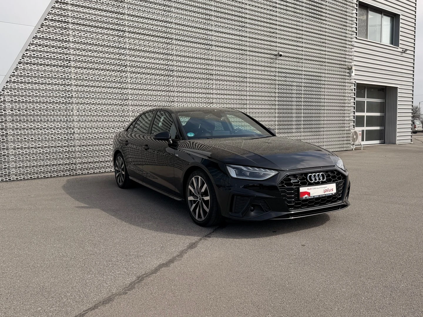 Audi A4, снимка 3 - Автомобили и джипове - 54201586