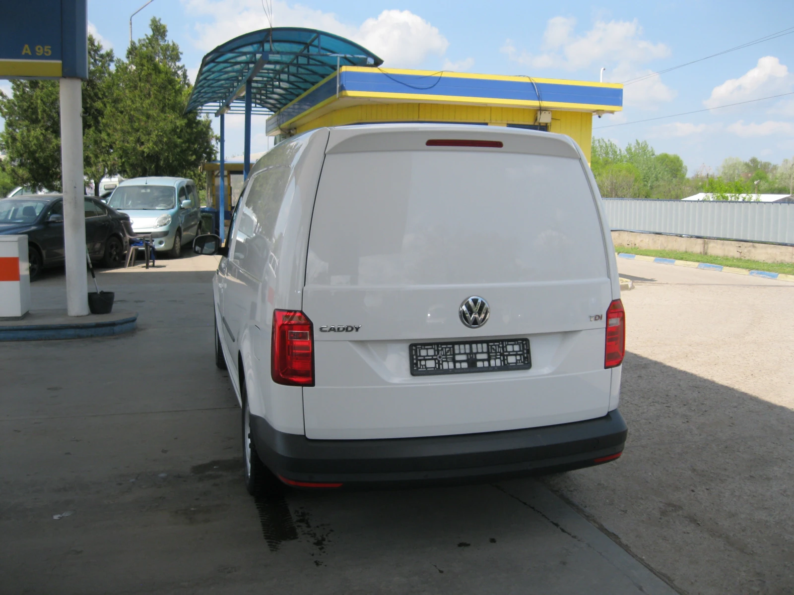 VW Caddy 2.0 150 �� MAXI | Mobile.bg � ����������� 5