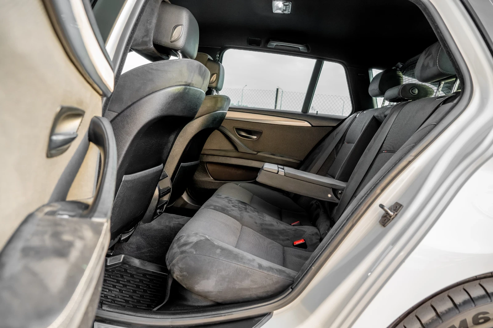 BMW 530 F11/530D/Xdrive/ALCANTARA/M-Performance  | Mobile.bg � ����������� 11