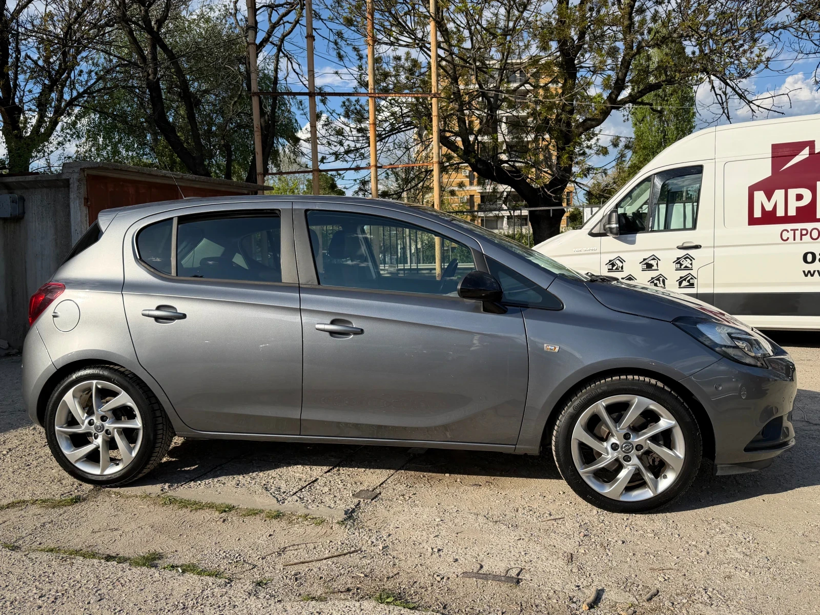 Opel Corsa E Black edition, снимка 6 - Автомобили и джипове - 54557629
