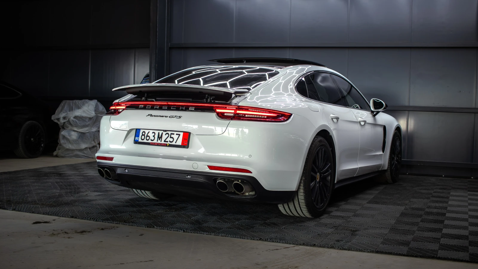 Porsche Panamera * 4S* Pano* Matrix* Distronic* Navi* BOSE, снимка 6 - Автомобили и джипове - 55323764