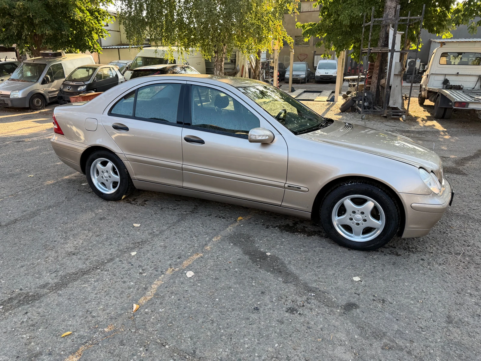 Mercedes-Benz C 220 C200cdi 120000km, снимка 3 - Автомобили и джипове - 55675213