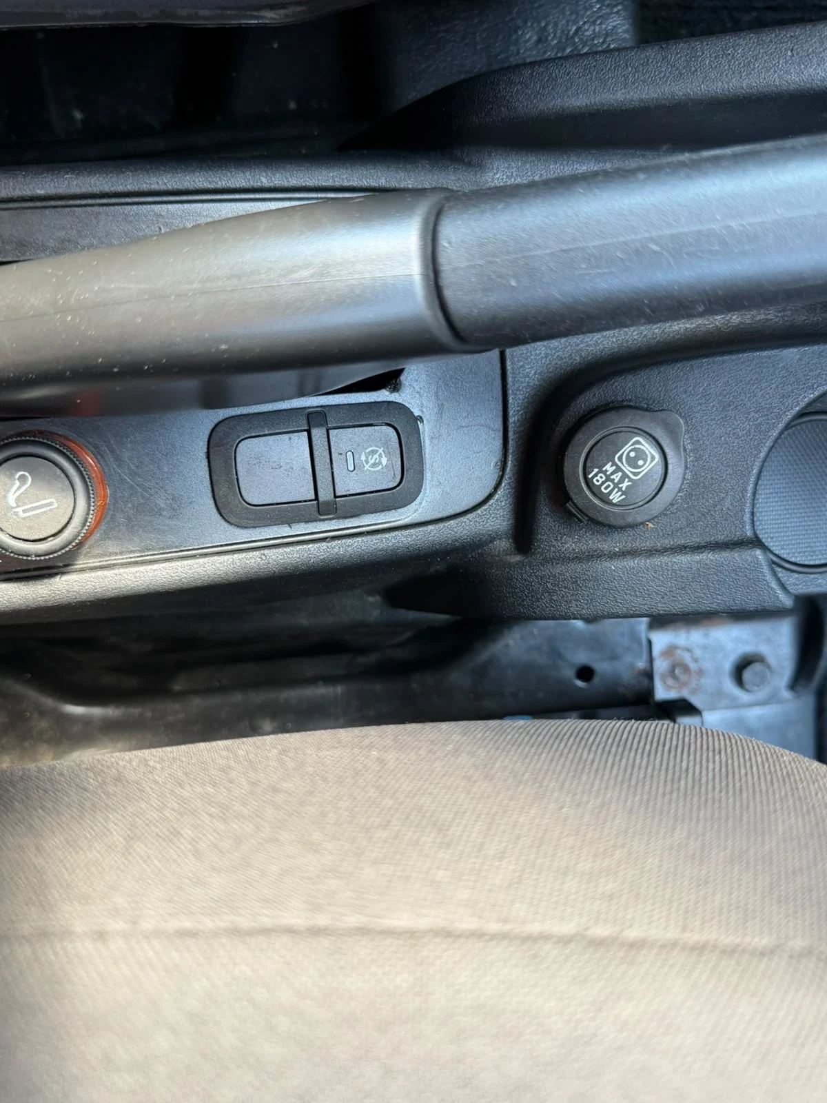 Opel Combo Maxi/Дълга база 1.6 cdti Климатик, снимка 11 - Автомобили и джипове - 55811832
