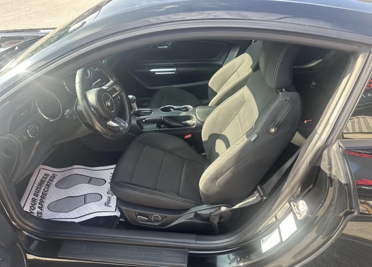 Ford Mustang 3.7 V6 * АВТОМАТИК * ROUSH ГЕНЕРАЦИЯ * КАМЕРА * , снимка 6 - Автомобили и джипове - 55836632