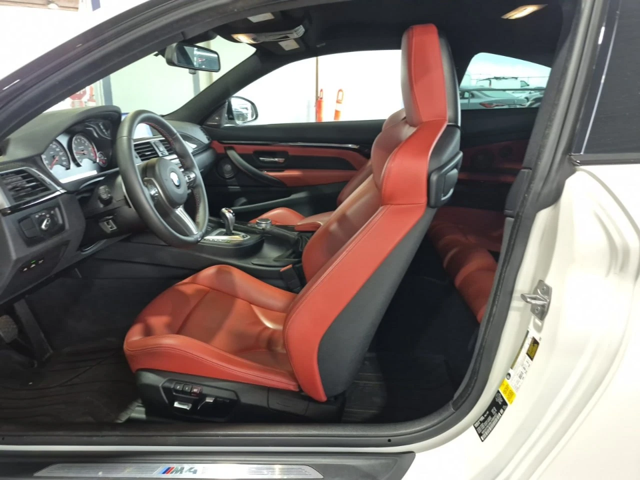BMW M4 Coupe, снимка 13 - Автомобили и джипове - 55929030