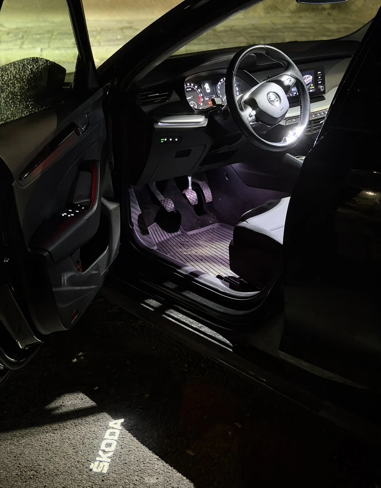 Skoda Octavia 2, 0TDI , 85kW , 116�.�. , 6M | Mobile.bg � ����������� 10