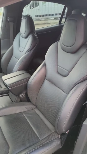 Tesla Model X 100 D, снимка 10