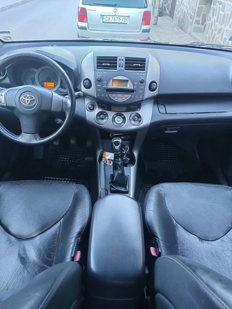 Toyota Rav4, снимка 7 - Автомобили и джипове - 47432189