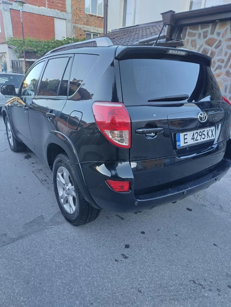 Toyota Rav4, снимка 9 - Автомобили и джипове - 47432189