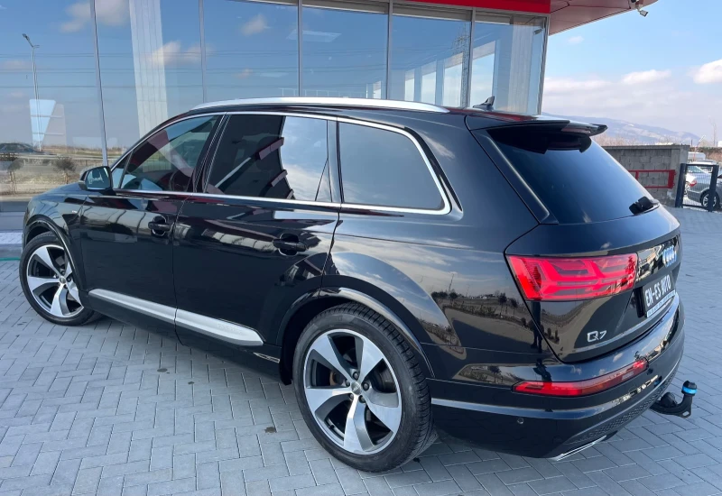 Audi Q7 3.0TDI/S Line/7 местен/Head Up/, снимка 6 - Автомобили и джипове - 48823397