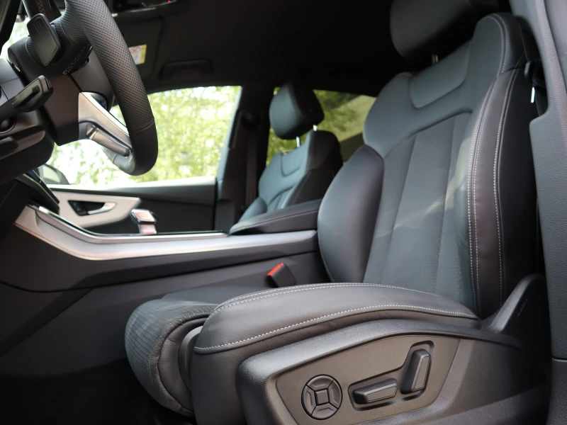 Audi Q8 50TDI/Sline/Камера/Подгрев, снимка 9 - Автомобили и джипове - 49996318
