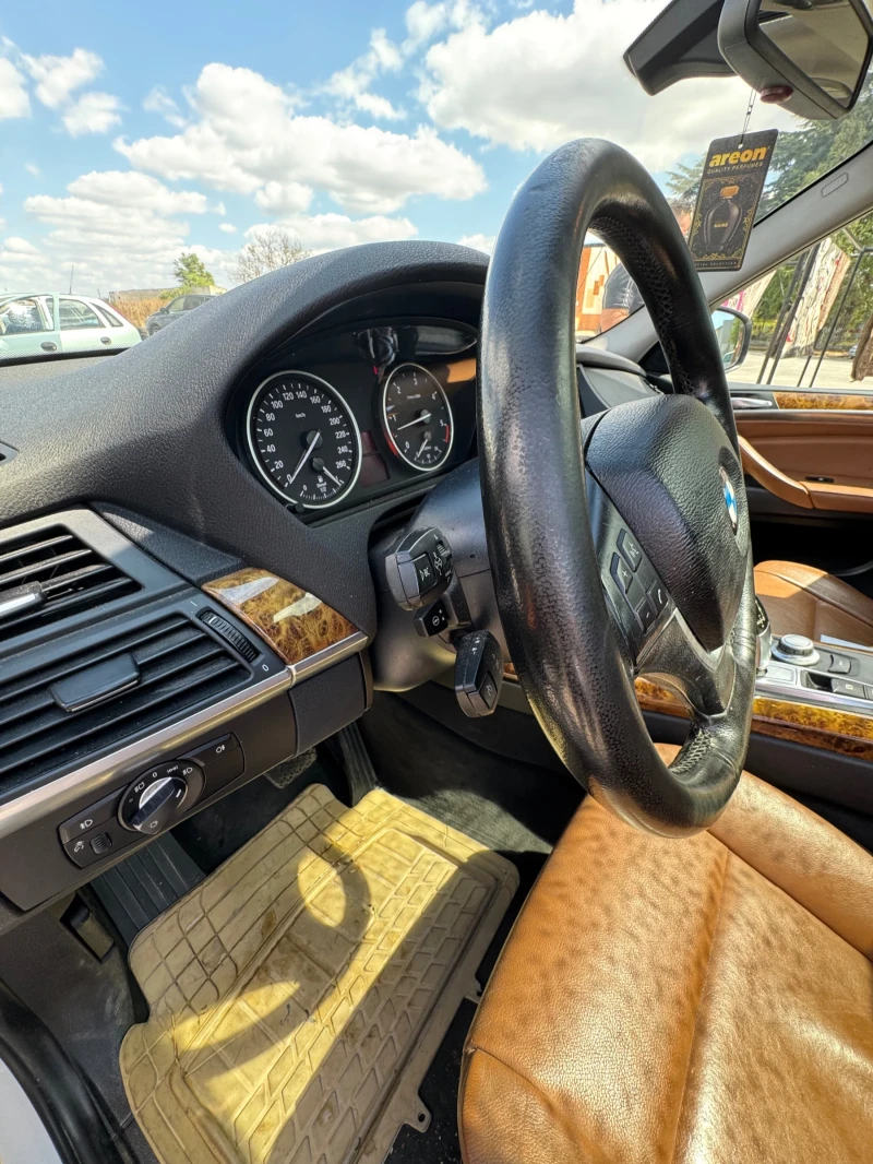 BMW X5 3.0 d SD XDrive, снимка 5 - Автомобили и джипове - 51896333