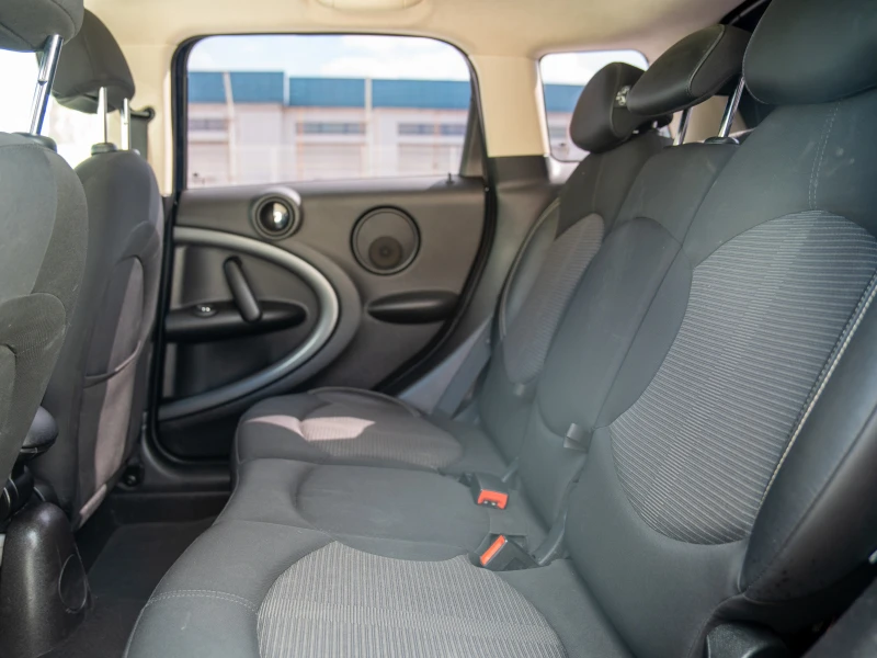 Mini Countryman, снимка 15 - Автомобили и джипове - 51944487