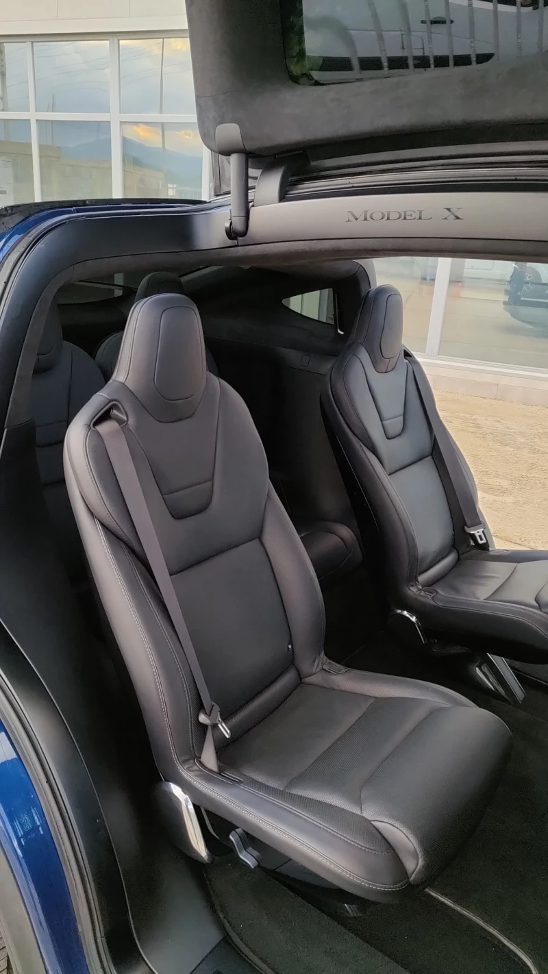 Tesla Model X 100 D, снимка 12 - Автомобили и джипове - 52631756