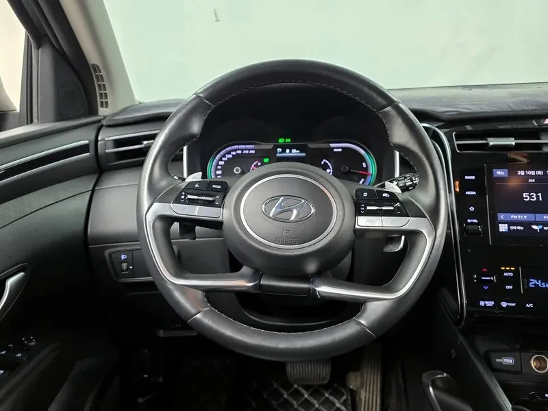 Hyundai Tucson 1.6 Hybrid - САМО 30% АВАНС, снимка 13 - Автомобили и джипове - 55991559