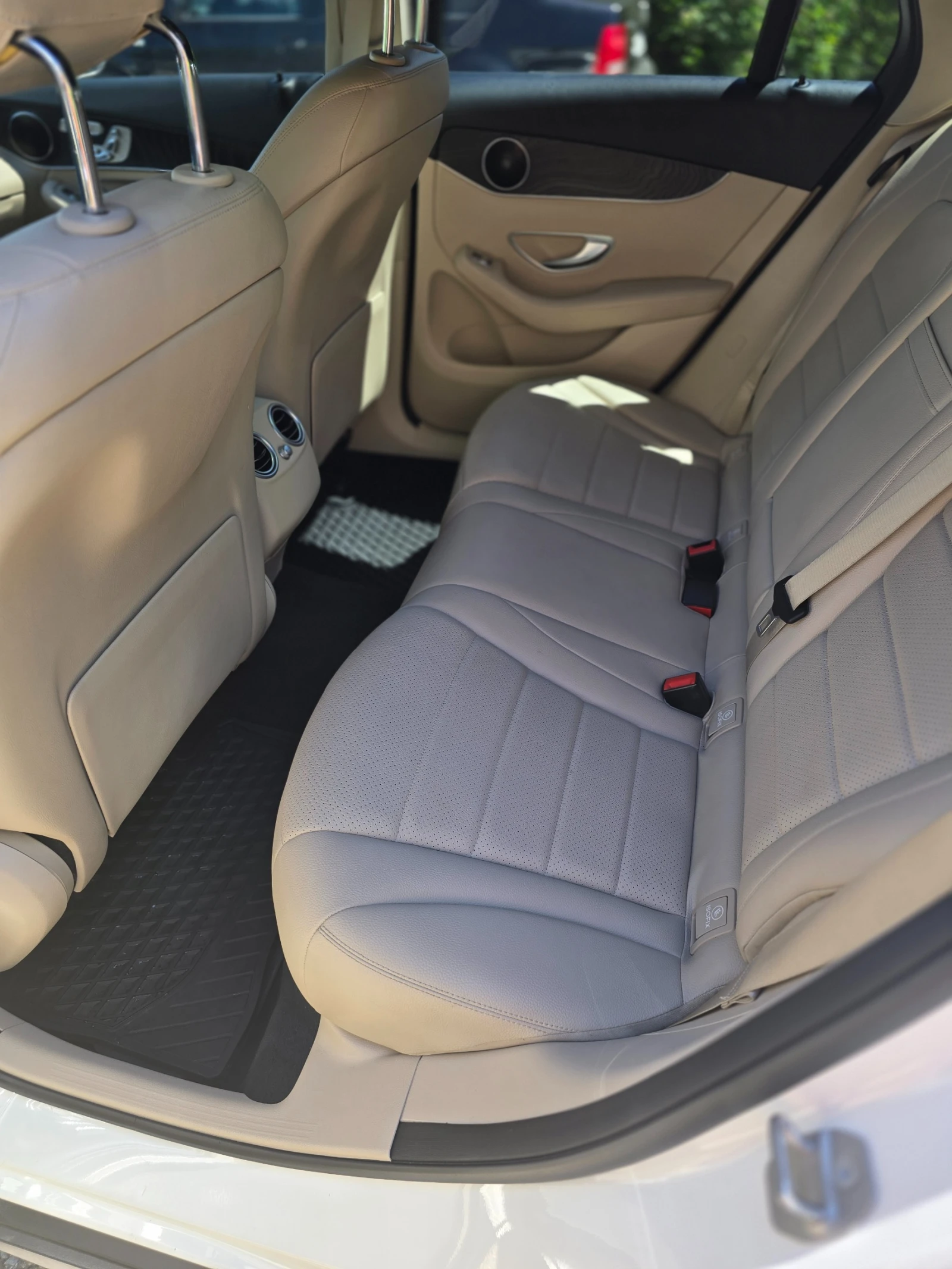 Mercedes-Benz GLC 300 4MATIC 95000 км - изображение 10