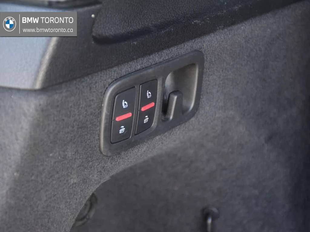 Audi Q7 * Progressiv | Pano Roof | Vent. Seats | 7 Seater , снимка 16 - Автомобили и джипове - 53894479