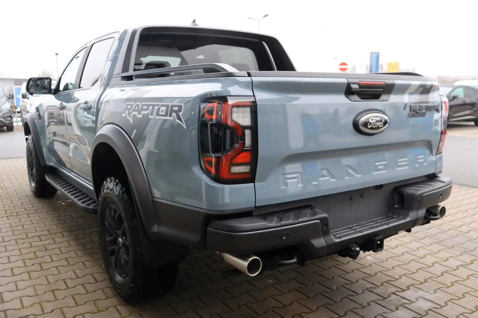 Ford Raptor NEW* MATRIX LIGHTS* B&O* 360* , снимка 4 - Автомобили и джипове - 53903599