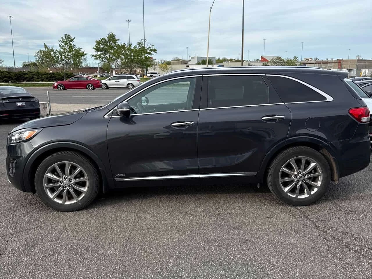 Kia Sorento * AWD* АВТОКРЕДИТ БЕЗ ПЪРВОНАЧАЛНА ВНОСКА* , снимка 2 - Автомобили и джипове - 54657162