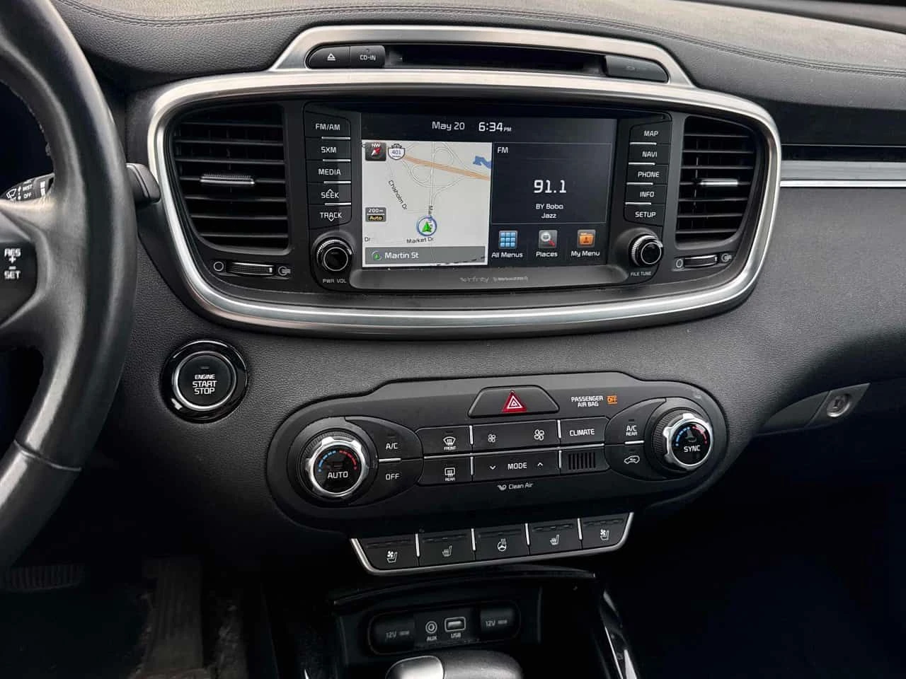 Kia Sorento * AWD* АВТОКРЕДИТ БЕЗ ПЪРВОНАЧАЛНА ВНОСКА* , снимка 9 - Автомобили и джипове - 54657162