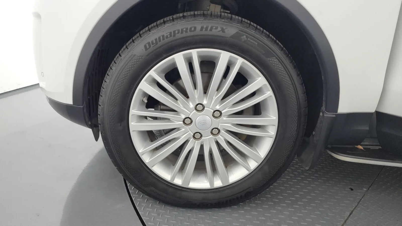 Land Rover Discovery TD6 HSE LUXURY| TV| DISTRONIC| ШИБИДАХ, снимка 16 - Автомобили и джипове - 55152945
