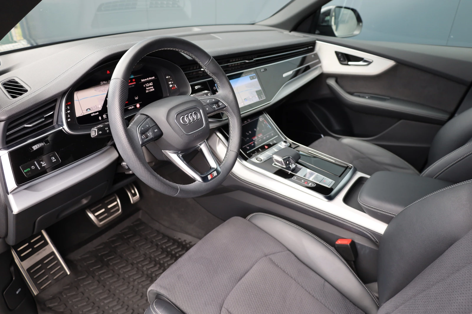 Audi Q8 2XS-LINE* HD MATRIX LIGHTS* B&O* 360* , снимка 9 - Автомобили и джипове - 55413347